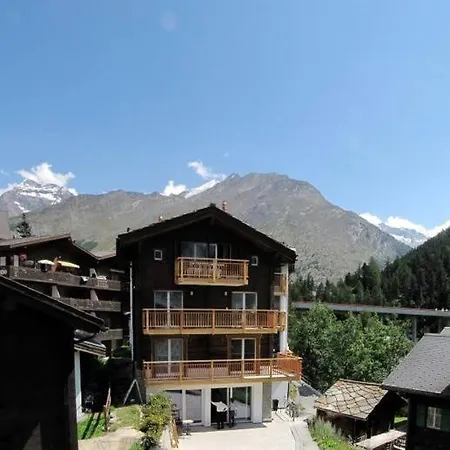 Apartment Dolomit *